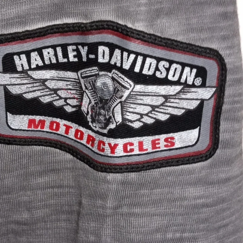 Harley-Davidson Gray Long Sleeve Henley Men's Large